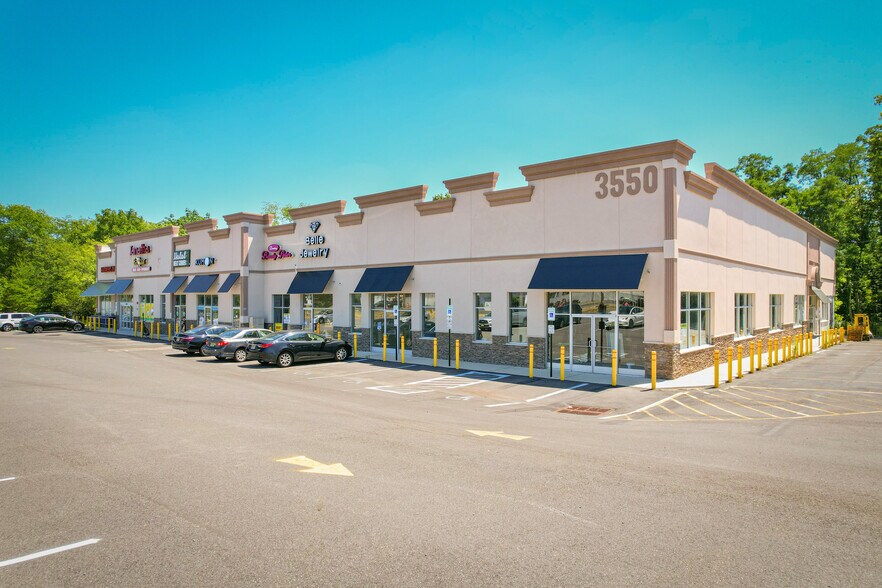More Photos Of 3550 Rt 27, Kendall Park Freestanding For Lease