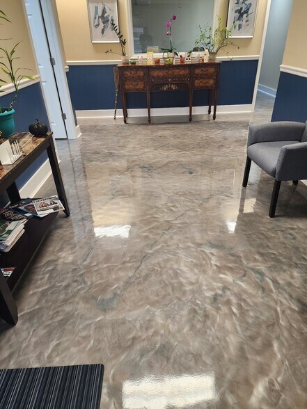 More Photos Of 2105 Drew St, Clearwater Office For Sale