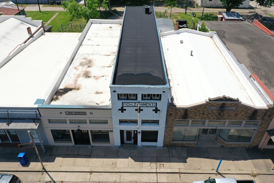 Primary Photo Of 4127 S Front St, Brookshire Storefront Retail Office For Sale