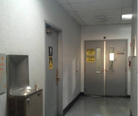 More Photos Of 2111 E Hawthorne Rd, Mead Manufacturing For Lease