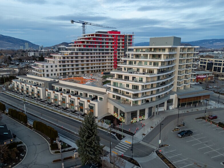 More Photos Of 3300 - 3340 Lakeshore rd, Kelowna Apartments For Lease