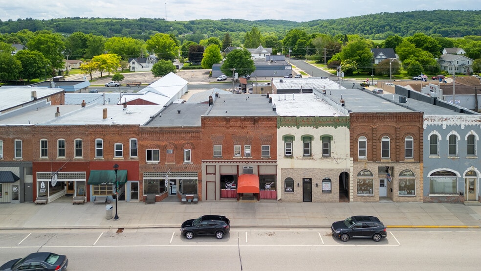 More Photos Of 207 Main St, Chatfield Storefront Retail Residential For Sale