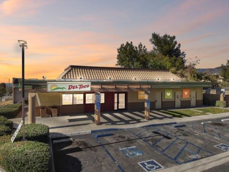 Primary Photo Of 3702 Highland Ave, Highland Fast Food For Sale