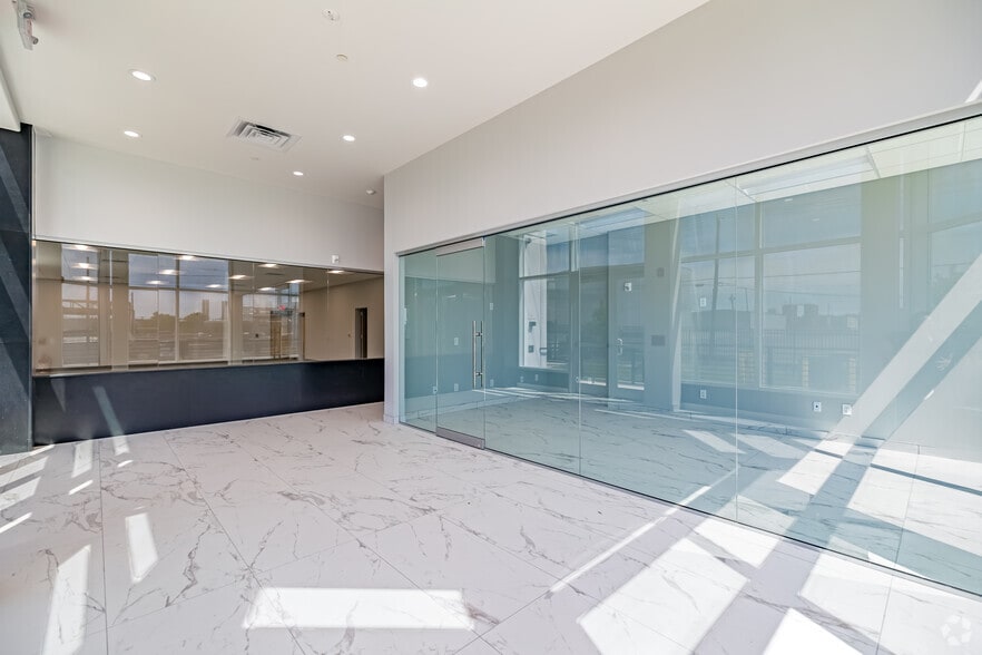 More Photos Of 7 Hook Rd, Bayonne Warehouse For Lease