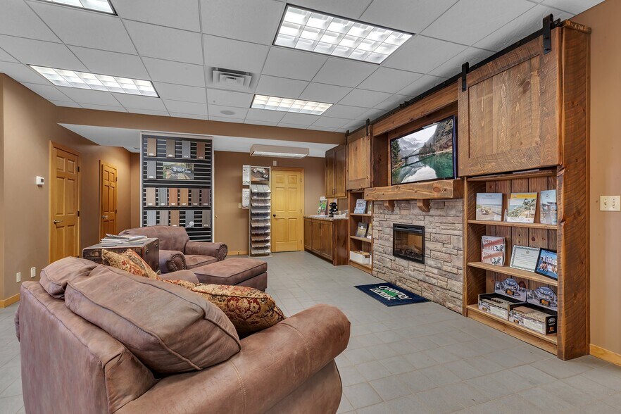 More Photos Of 12575 Oak View Ave, Becker Freestanding For Sale