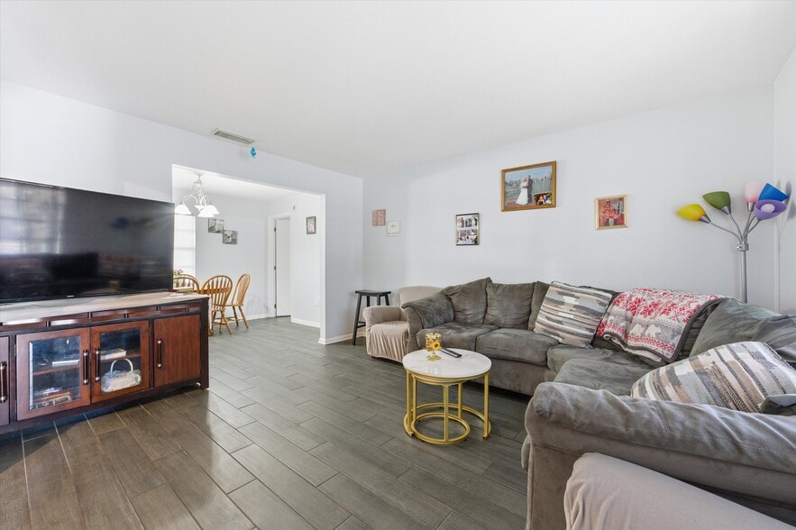 More Photos Of 6104 Polk Ave, Lakeland Religious Facility For Sale