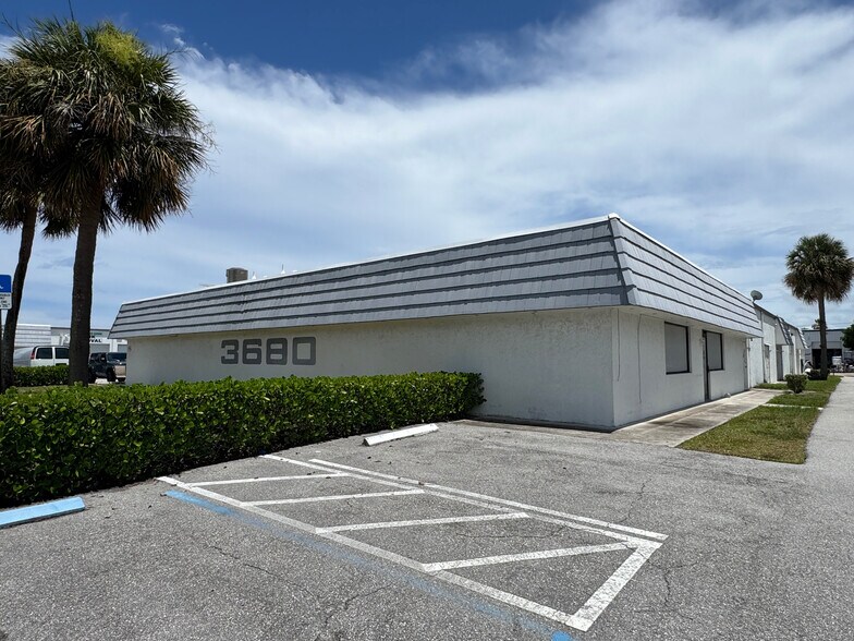 More Photos Of 3680 Investment Ln, Riviera Beach Warehouse For Sale