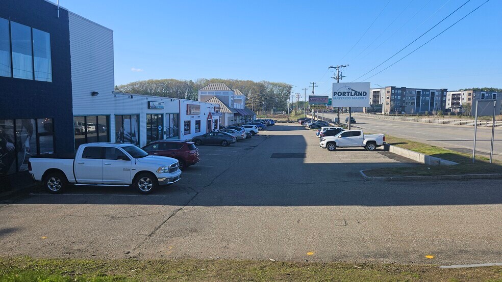 More Photos Of , Portsmouth General Retail For Sale
