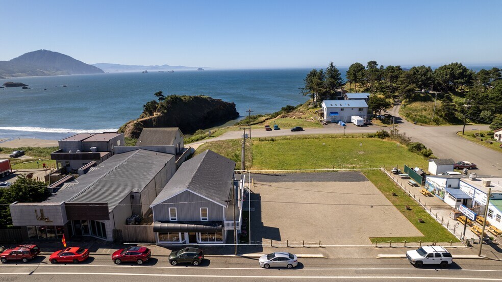 More Photos Of 267 W Sixth St, Port Orford Storefront Retail Residential For Sale