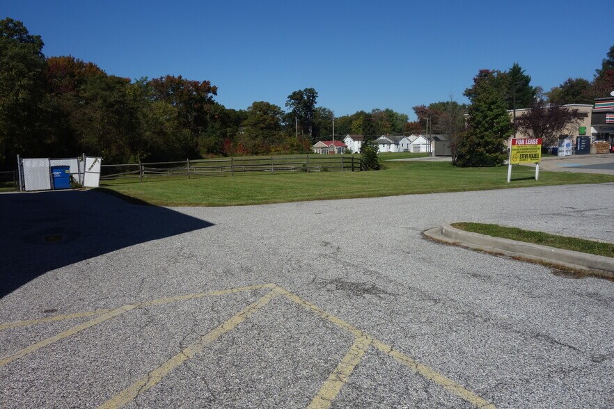 More Photos Of 614 S Philadelphia Blvd, Aberdeen Auto Repair For Sale
