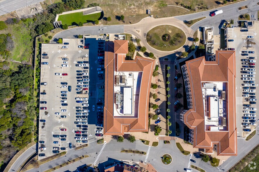 More Photos Of 17802 Interstate 10 W, San Antonio Office For Lease