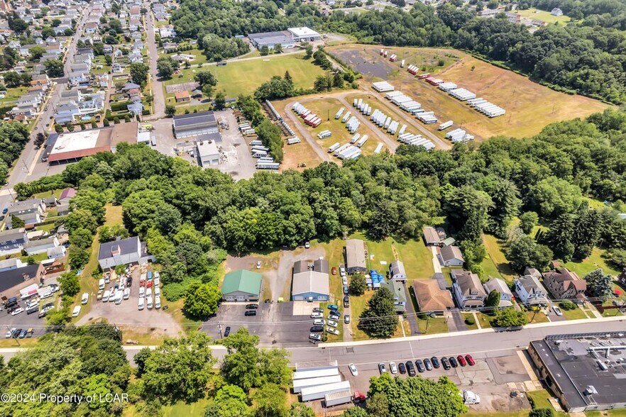 More Photos Of 109 Alden Rd, Nanticoke Service For Sale