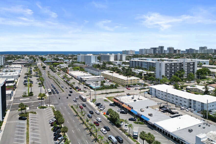 More Photos Of 2920-2940 E Commercial Blvd, Fort Lauderdale Storefront Retail Office For Lease