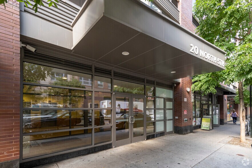 More Photos Of 164-178 Kent Ave, Brooklyn Apartments For Lease