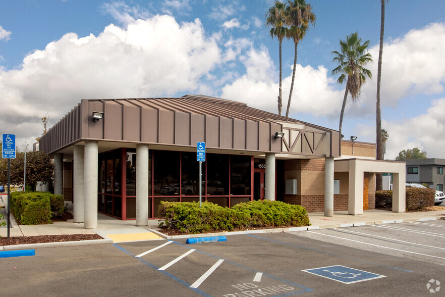 Primary Photo Of 1655 Hollenbeck Ave, Sunnyvale Bank For Lease