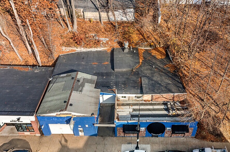 More Photos Of 210 Washington St, Boston Auto Repair For Sale