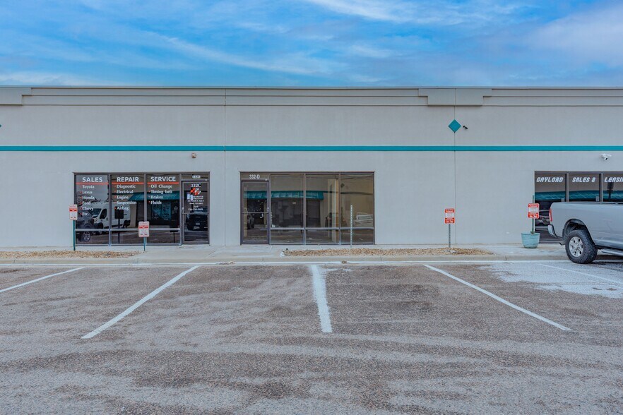 Primary Photo Of 332 Norfolk St, Aurora Warehouse For Sale