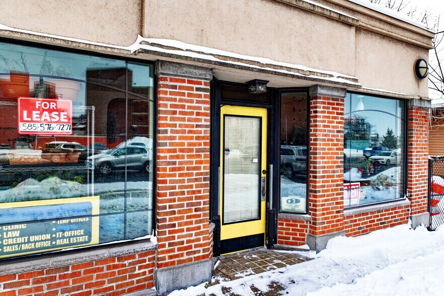 More Photos Of 231 W Ridge Rd, Rochester Office Residential For Lease