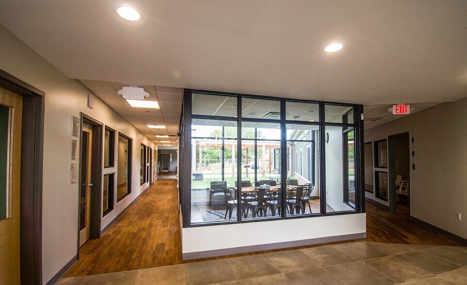 More Photos Of 6455 E 106th St N, Sperry Office For Sale