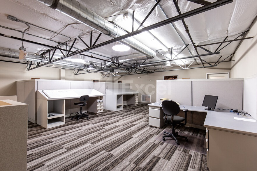 More Photos Of 2645 W Cheyenne Ave, North Las Vegas Research And Development For Sale