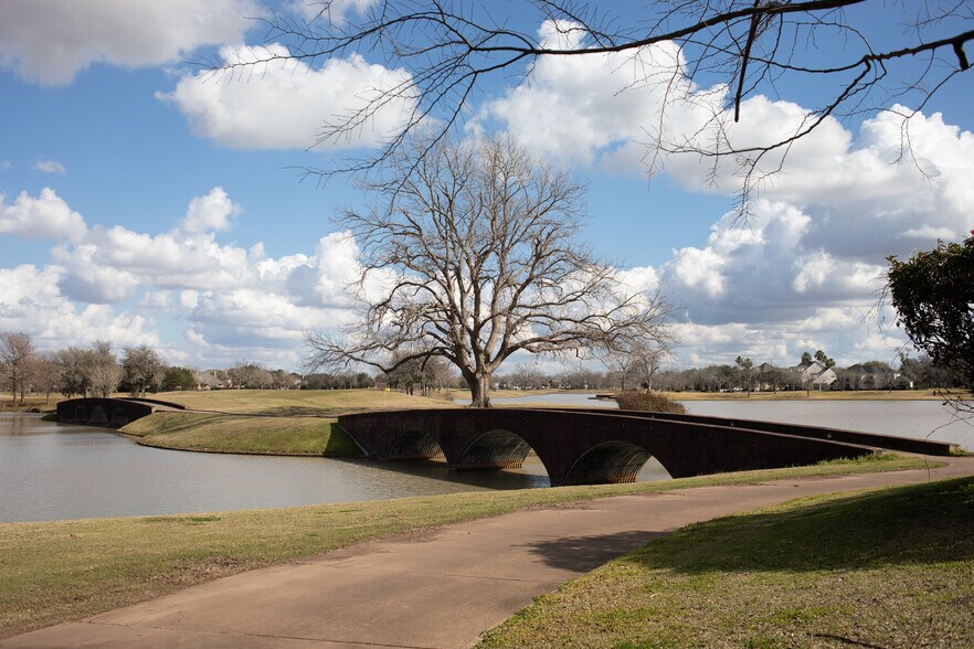 More Photos Of Greatwood Parkway, Sugar Land Office For Sale