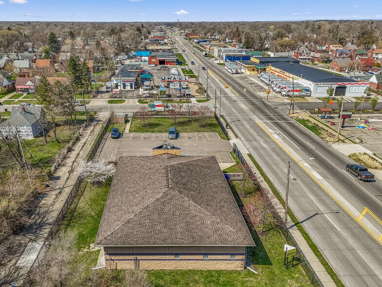 More Photos Of 18917 Joy Rd, Detroit Medical For Sale