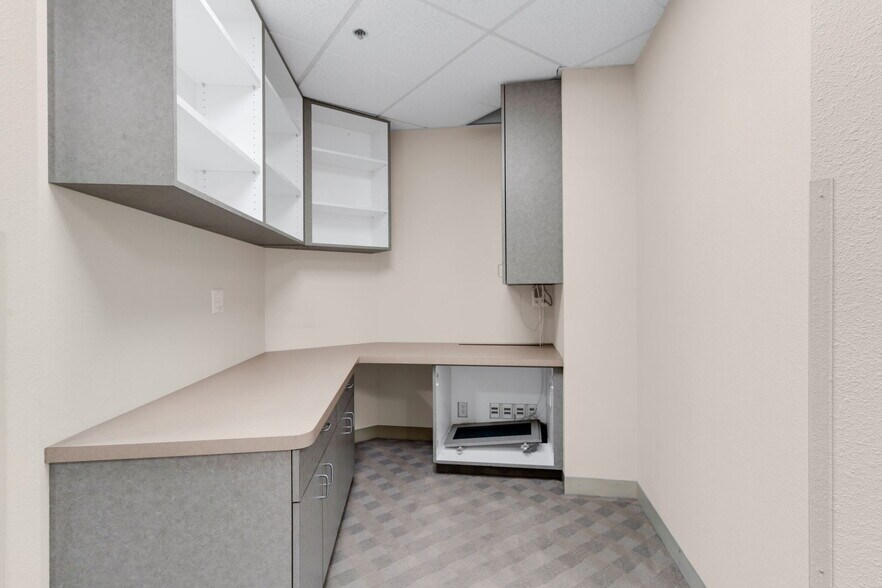 More Photos Of 1670 Riviera Ave, Walnut Creek Office Residential For Lease