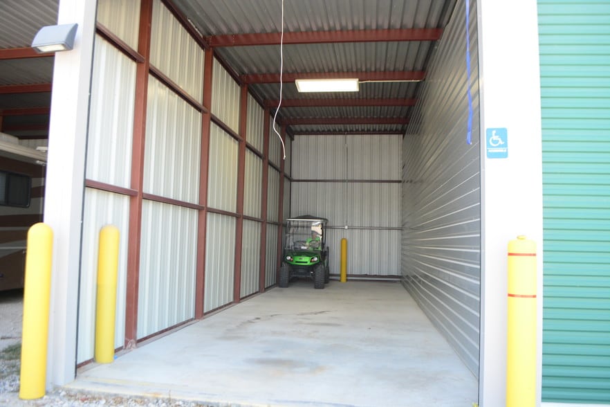 More Photos Of 15500 Voss Rd, Sugar Land Unknown For Sale