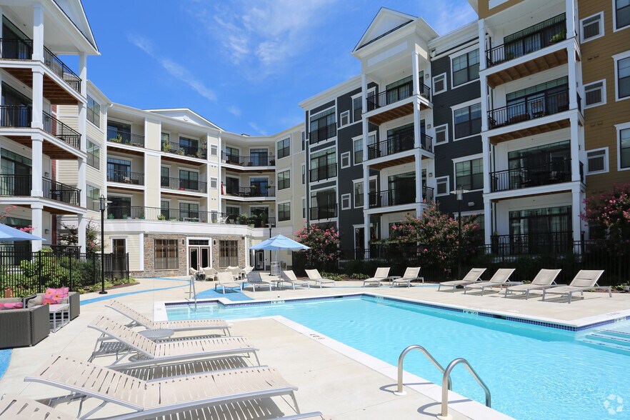 More Photos Of 2300 Washington Pl NE, Washington Apartments For Lease