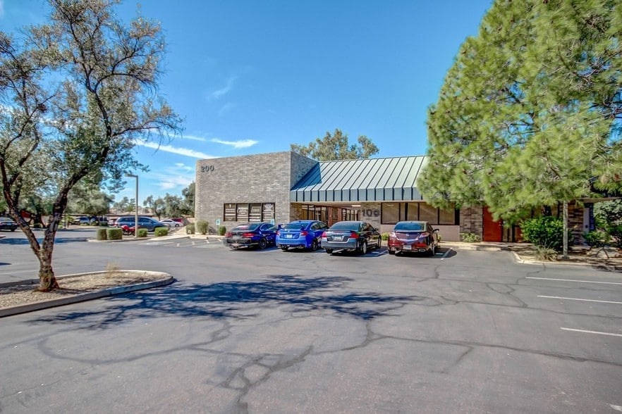 More Photos Of 201 W Guadalupe Rd, Gilbert Medical For Lease