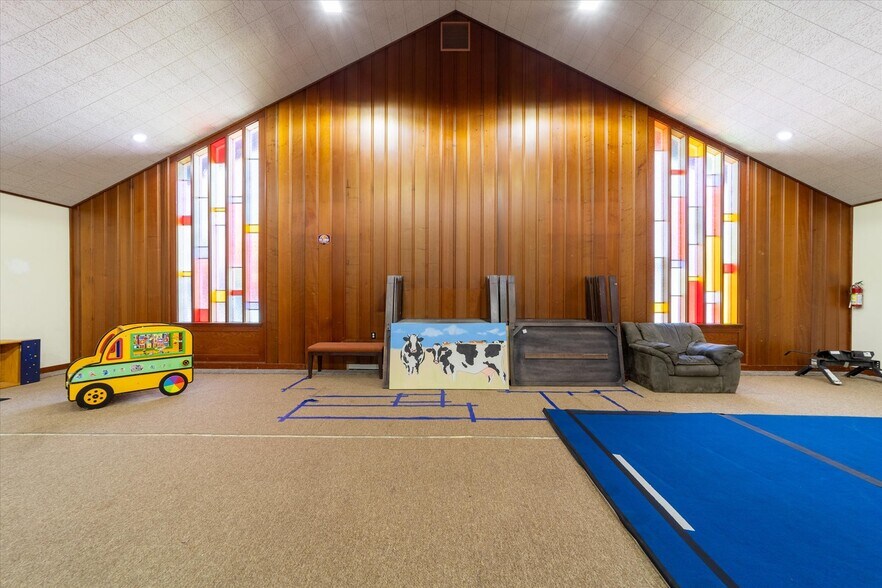 More Photos Of 1039 H St, Eureka Religious Facility For Sale