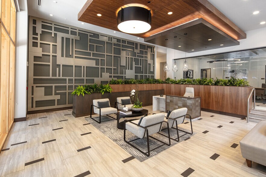 More Photos Of 140 SW Columbia St, Portland Apartments For Lease