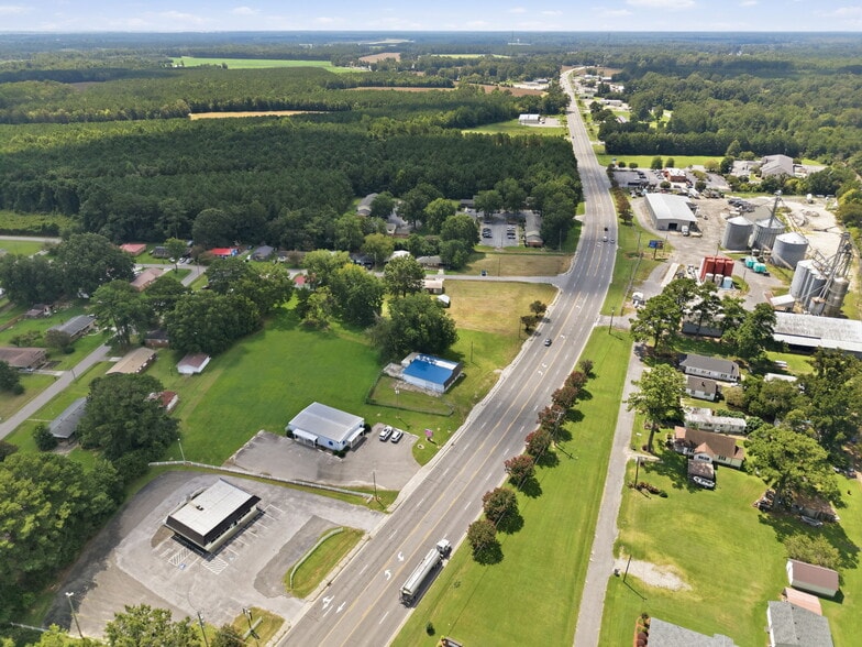 More Photos Of 591 US Highway 64 W, Plymouth Flex For Sale