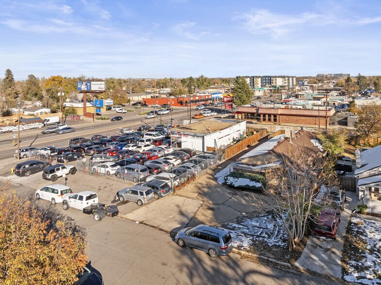 More Photos Of 1454 Tamarac St, Denver Flex For Sale