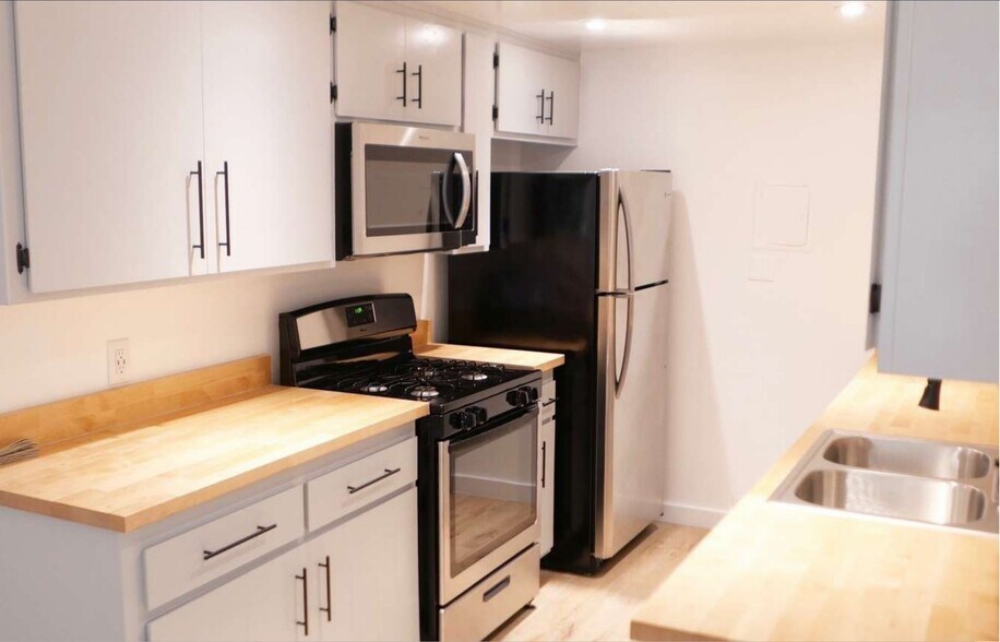 More Photos Of 2640 Dalton Ave, Los Angeles Apartments For Sale