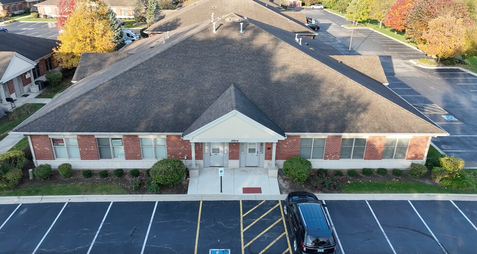 More Photos Of 16614 W 159th St, Lockport Office For Lease