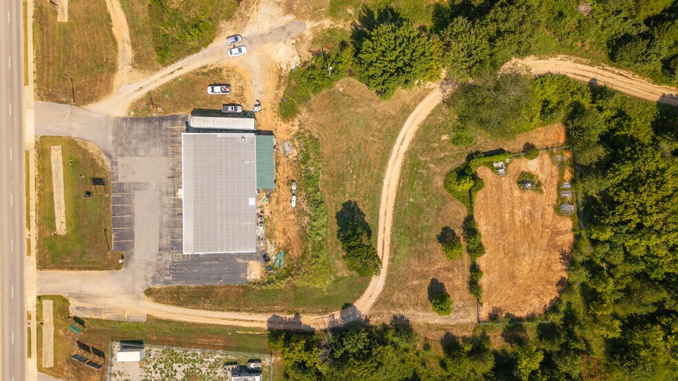 More Photos Of 746 US-63 Hwy, Mammoth Spring General Retail For Sale