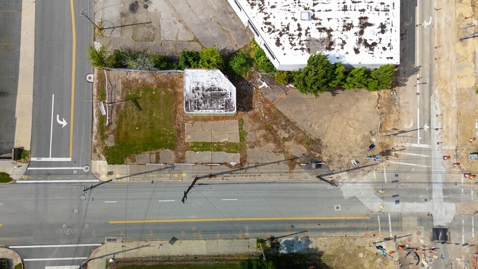 More Photos Of 16 W 5th St, Mansfield Freestanding For Sale