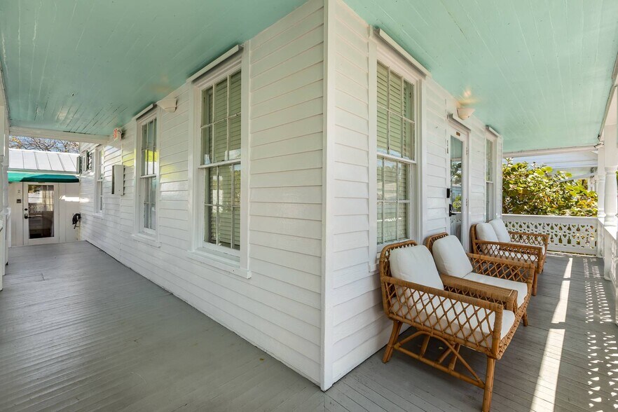 More Photos Of 1117 Duval St, Key West Hospitality For Sale