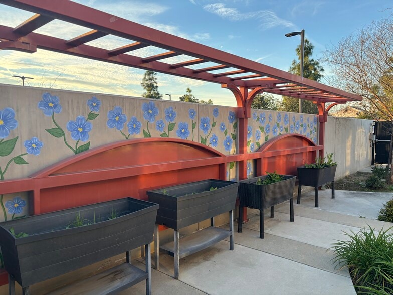 More Photos Of 4203 Buena Vista Rd, Bakersfield Daycare Center For Sale