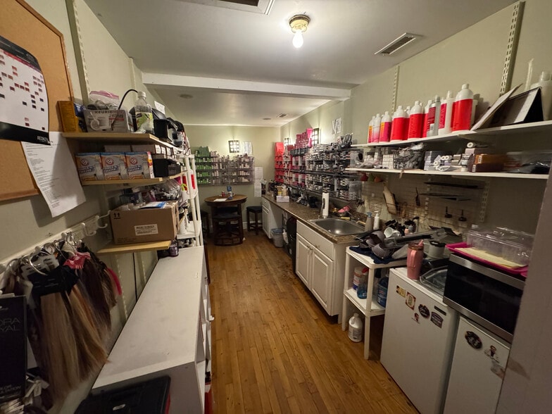 More Photos Of 51 E Lee St, Warrenton Storefront Retail Office For Sale