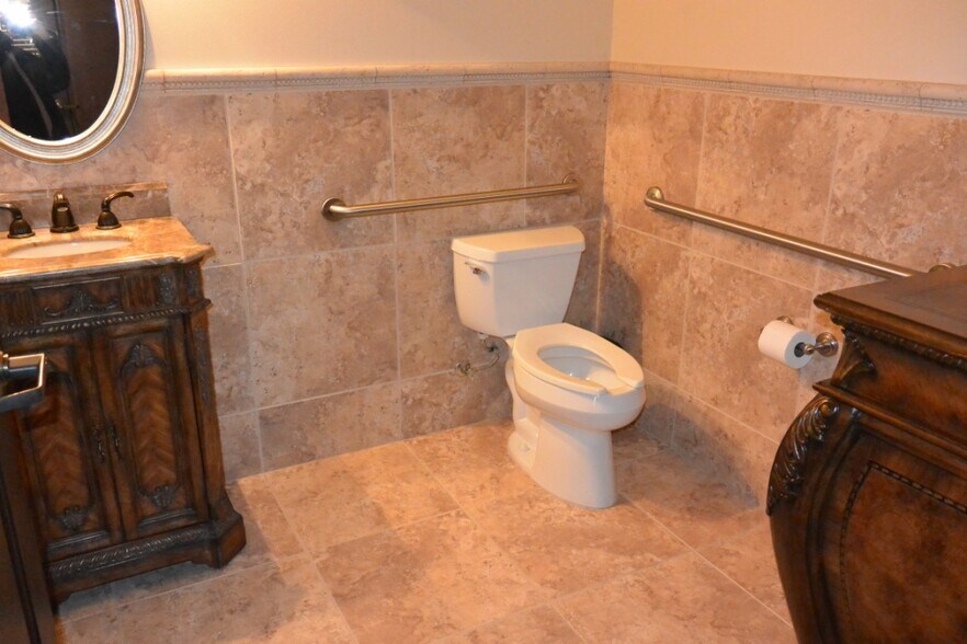 More Photos Of 1880 E Warm Springs Rd, Las Vegas Loft Creative Space For Sale