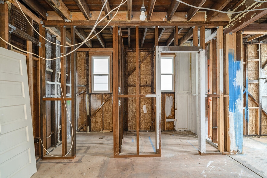 More Photos Of 253 5th Ave, San Francisco Apartments For Sale