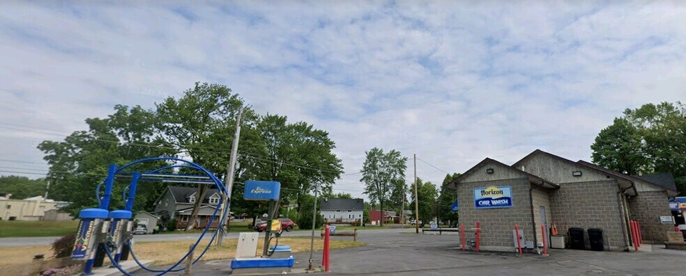 Primary Photo Of 203 S Bay Rd, Syracuse Carwash For Sale