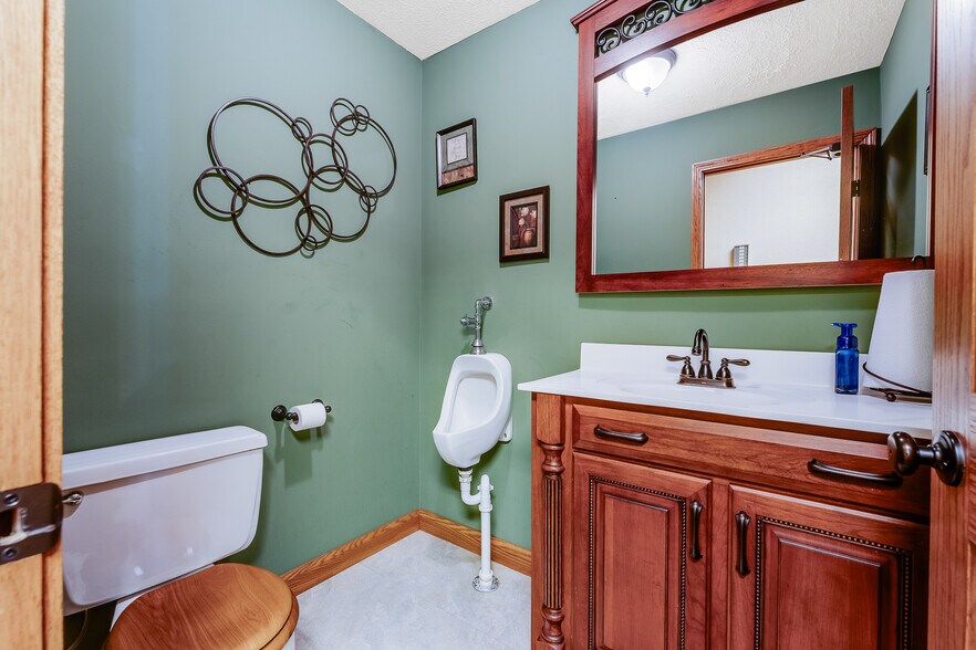 More Photos Of 1065 Greenbag Rd, Morgantown Industrial For Lease