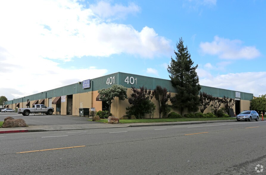 More Photos Of 401-483 McCormick St, San Leandro Warehouse For Lease
