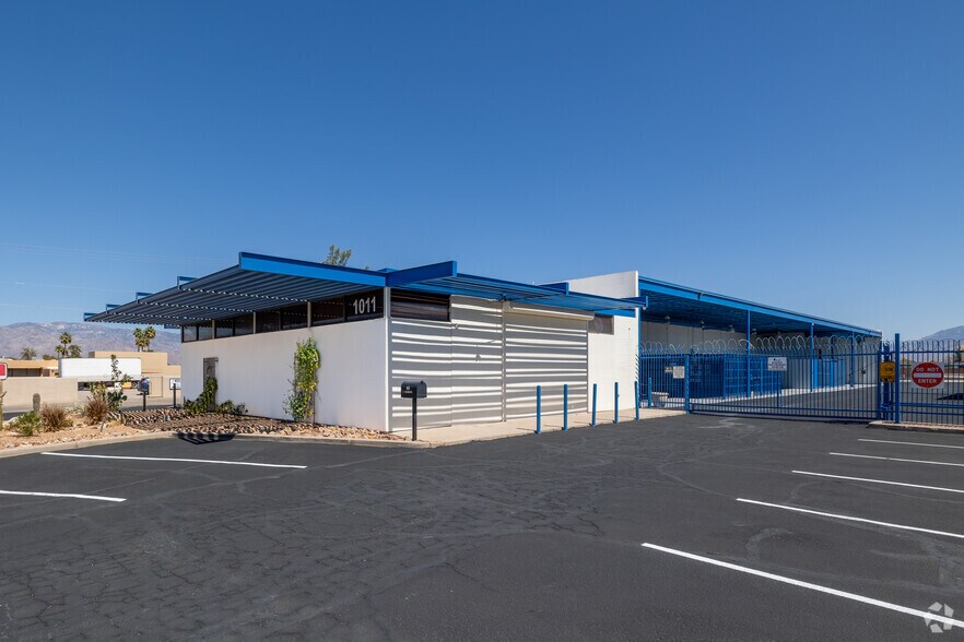 Primary Photo Of 1011 S Prudence Rd, Tucson Freestanding For Lease