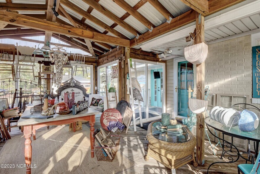 More Photos Of 5018 Oleander Dr, Wilmington Office Residential For Sale