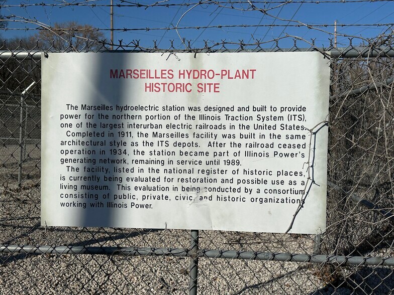 More Photos Of 426 Commercial St, Marseilles Industrial For Sale