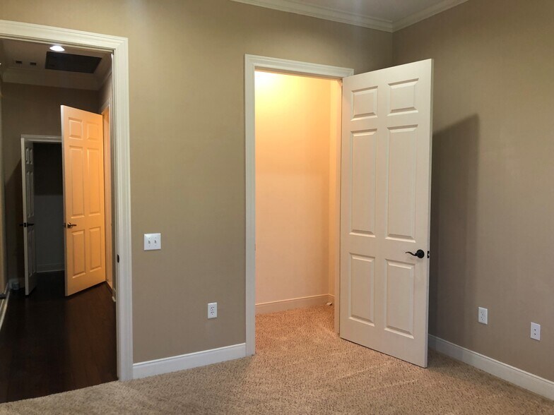 More Photos Of 4501 Cartwright Rd, Missouri City Medical For Lease
